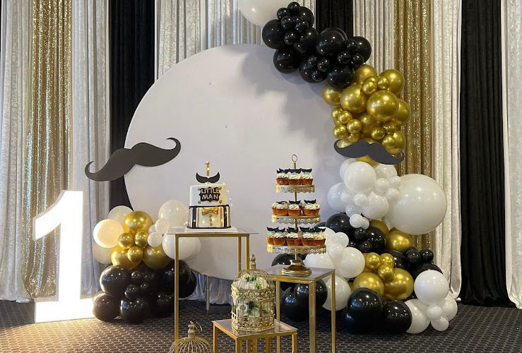 Timeless Black and Gold Male Classy Party Decoration
